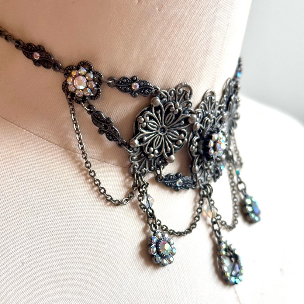 Vintage Style Victorian Matte Silver Tone Choker - Floral Filigree Rhinestones - Picture 2 of 8